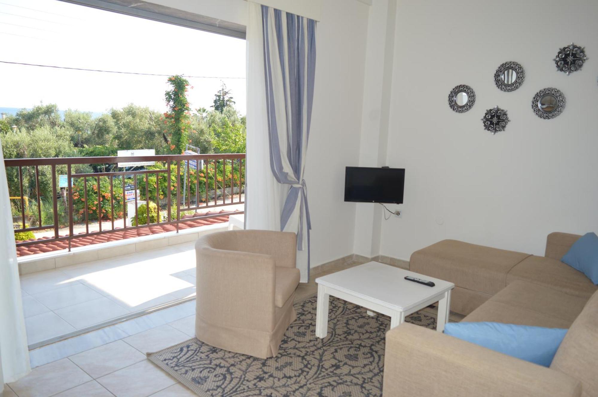 Leonidas Apartments And Suites Mola Kalyva Exterior photo